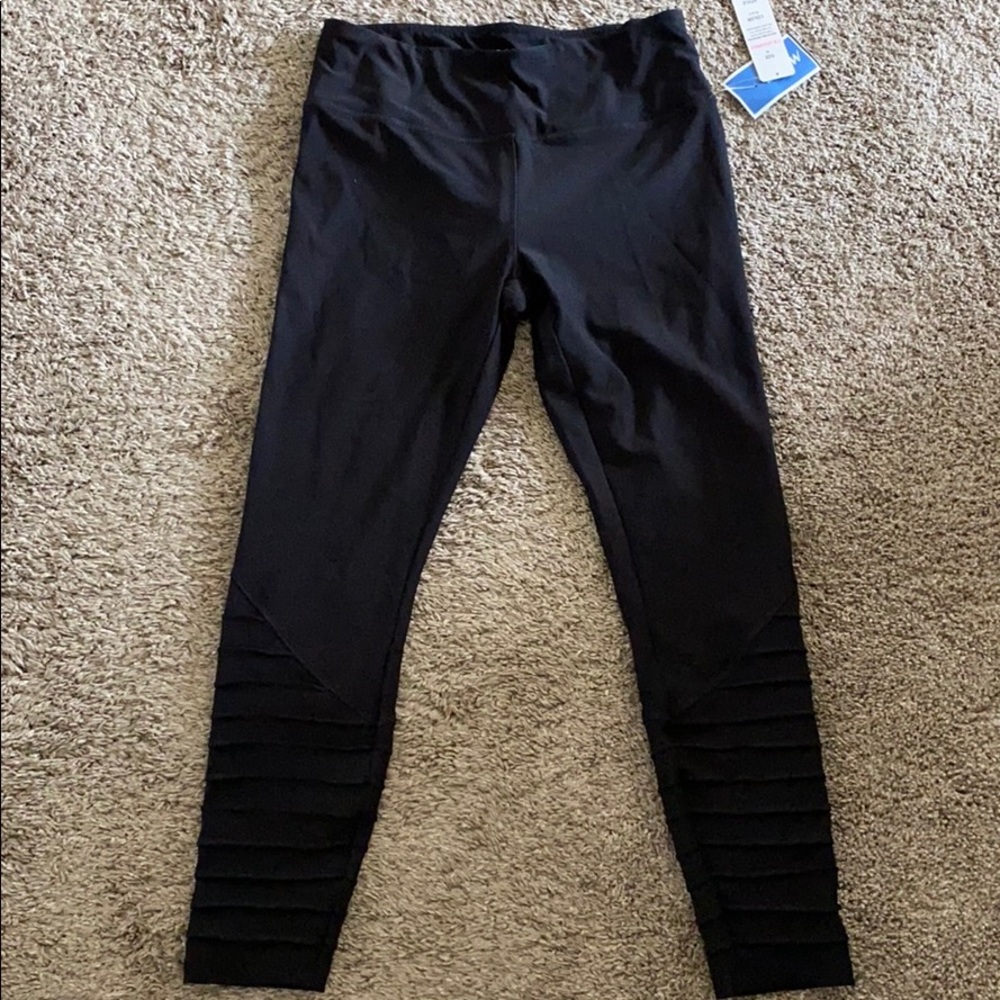 NWT 7/8 leggings (yoga pants)